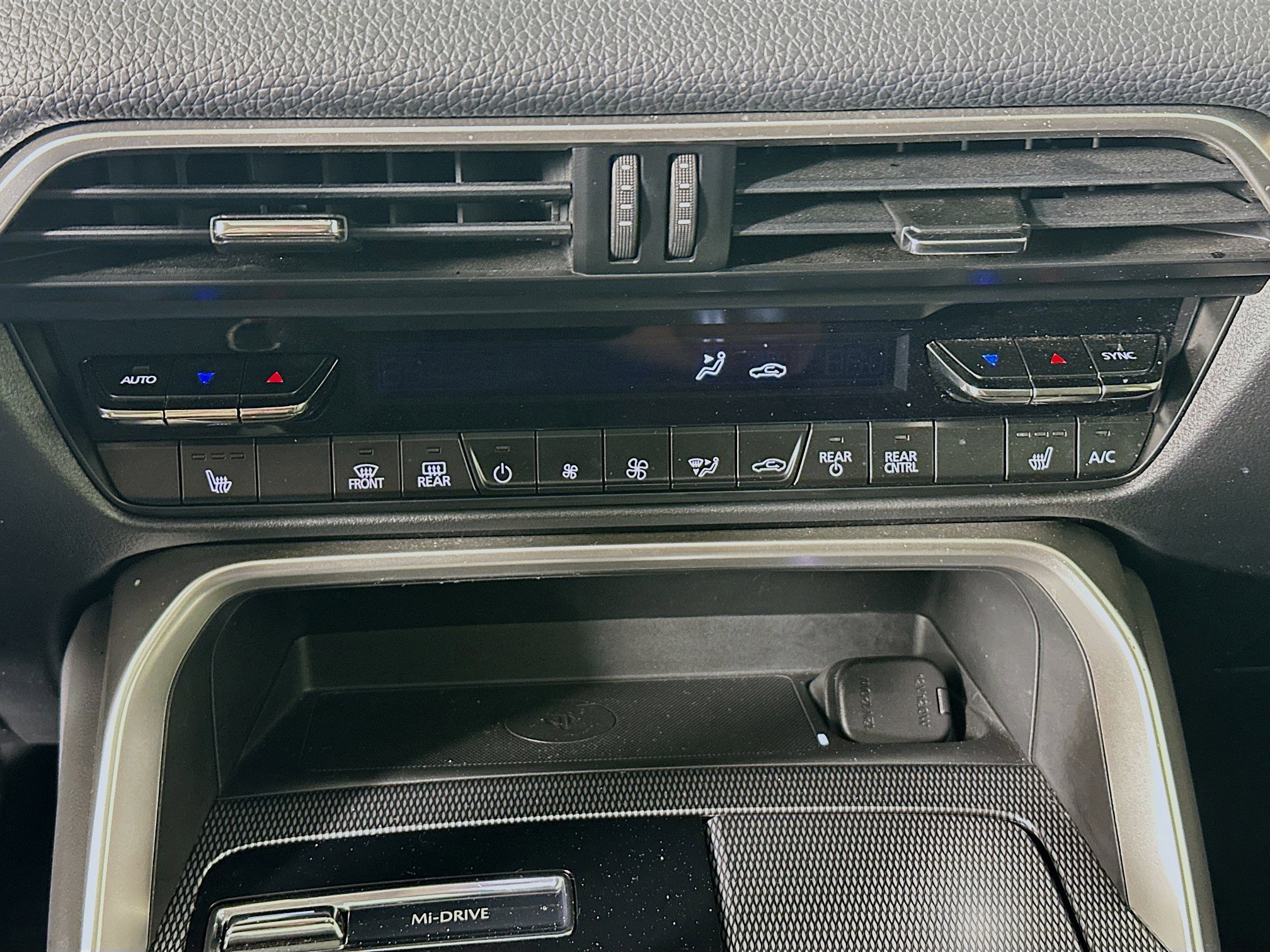 Used 2025 MAZDA CX-90 3.3 Turbo w/ Preferred Package image 23