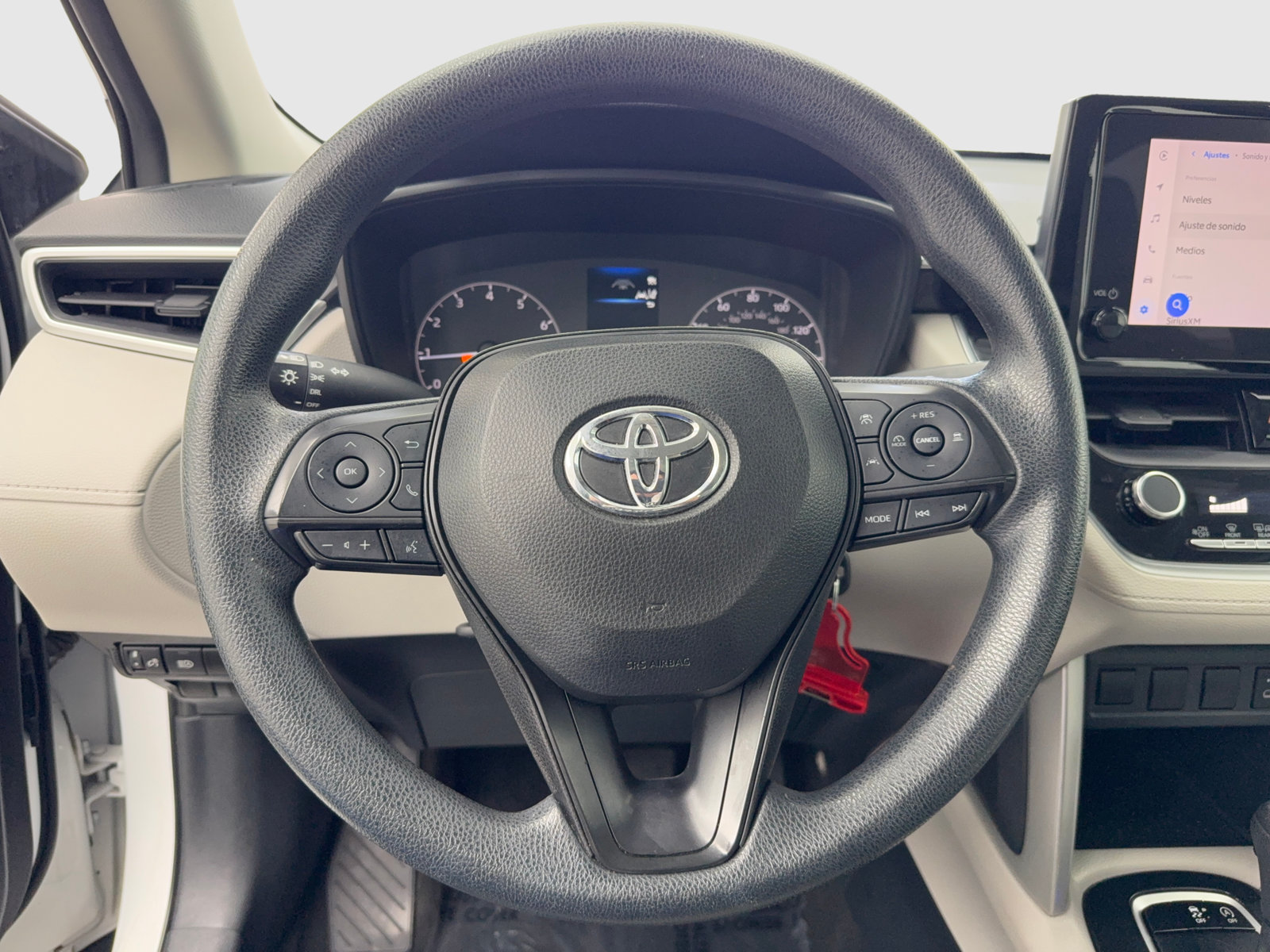 Used 2023 Toyota Corolla Cross L AWD/4WD image 24