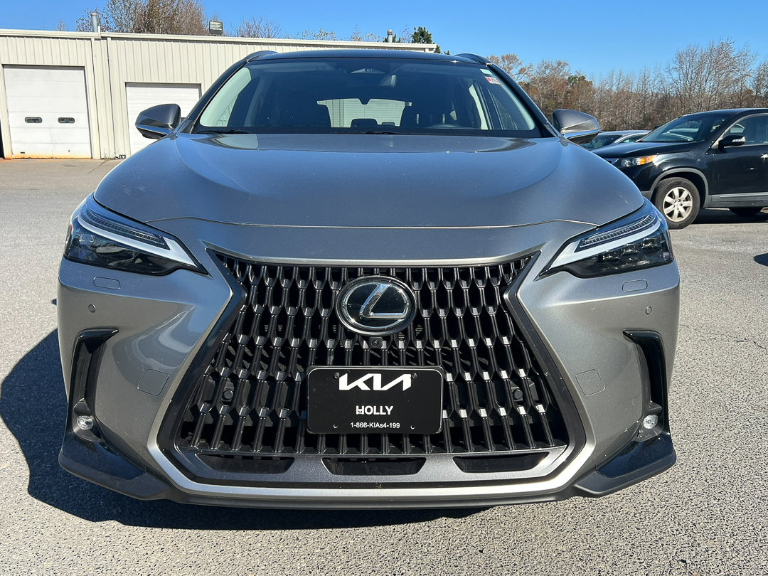 Used 2024 Lexus NX 300h AWD w/ Luxury Package image 12