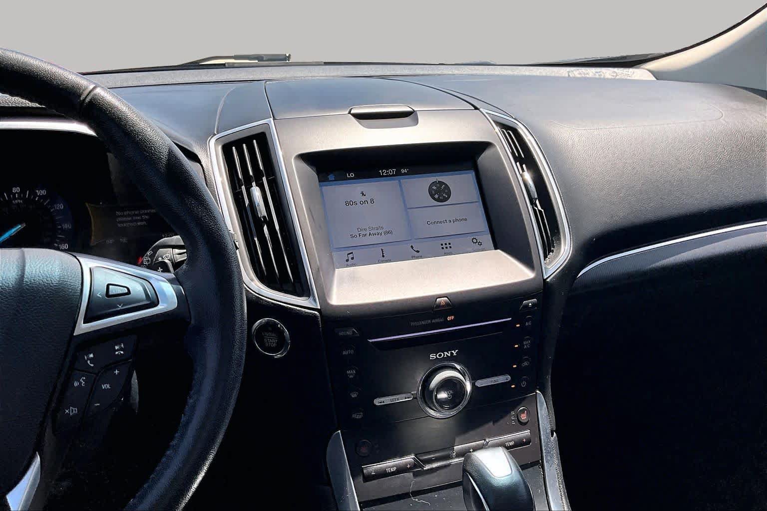Used 2016 Ford Edge Titanium FWD image 7