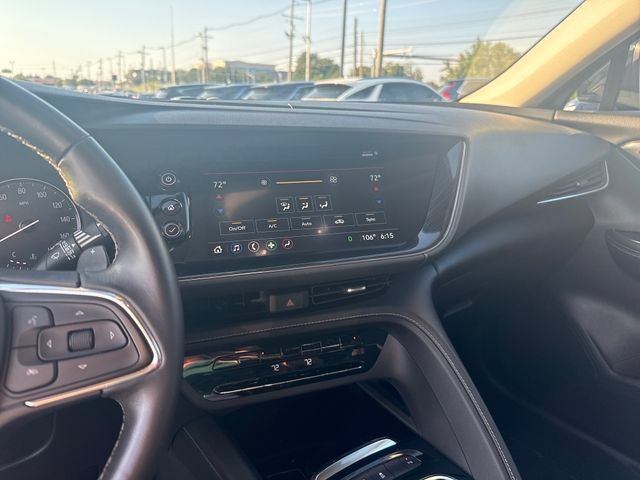 Used 2023 Buick Envision Essence AWD/4WD image 18
