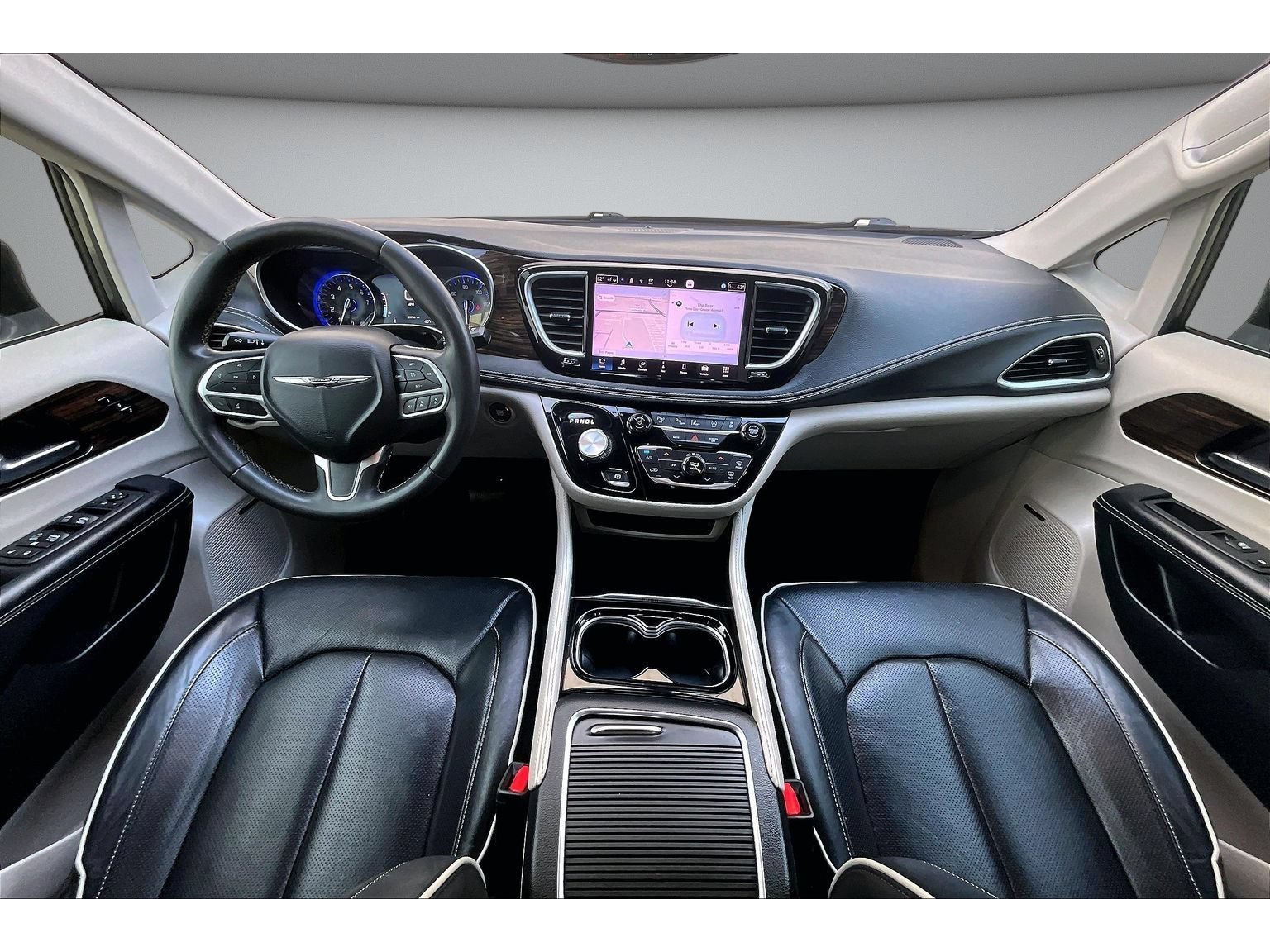 Used 2022 Chrysler Pacifica Limited FWD image 10