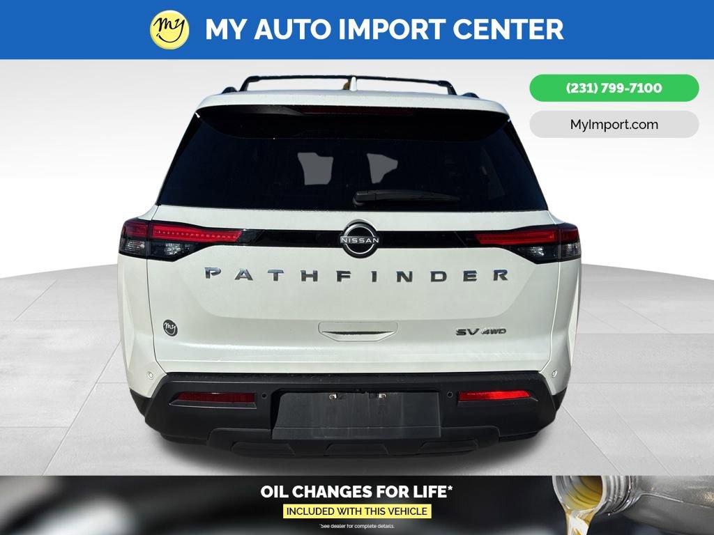 Used 2024 Nissan Pathfinder SV image 6