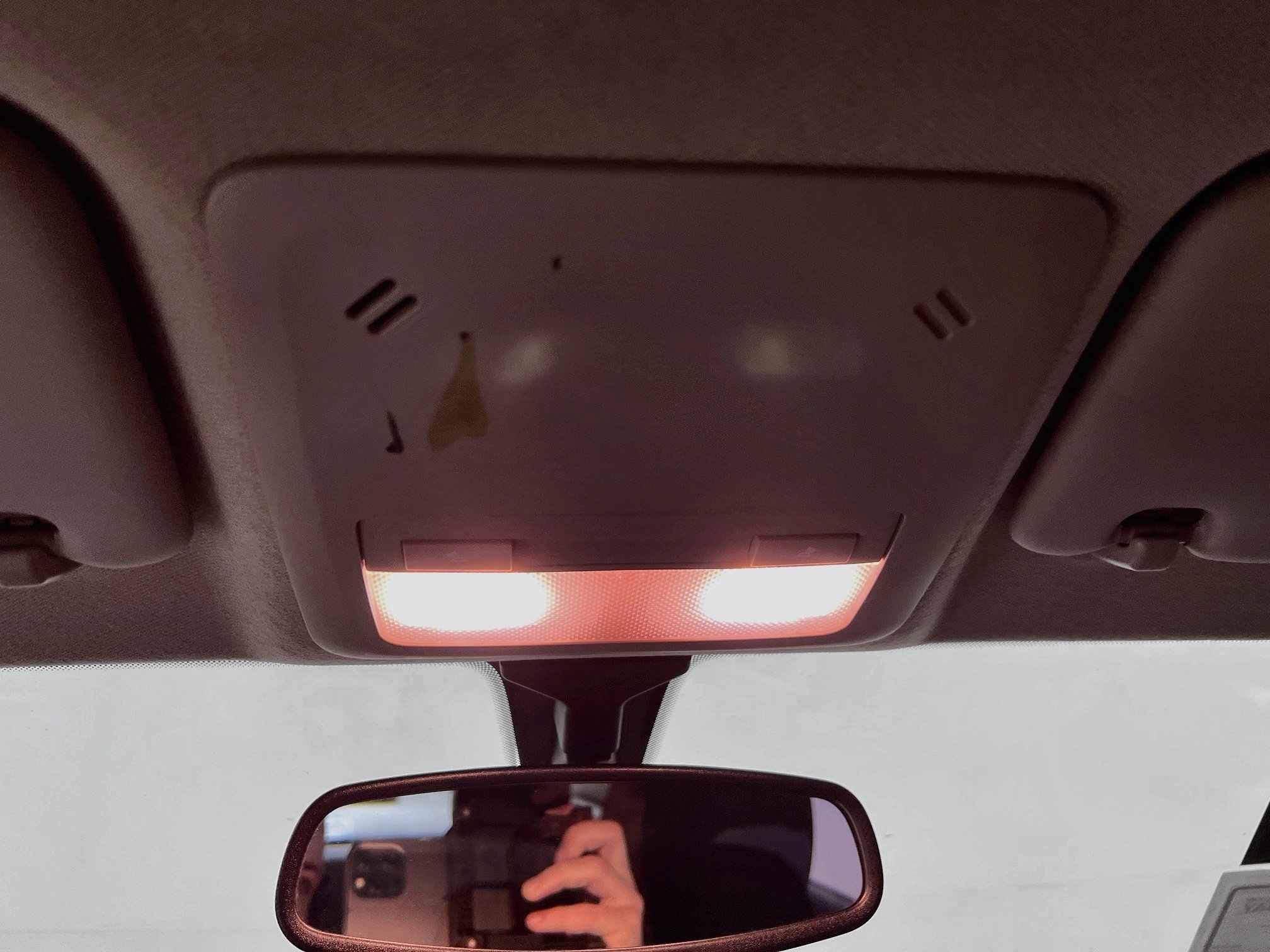 Used 2020 Chevrolet Sonic LT FWD image 21