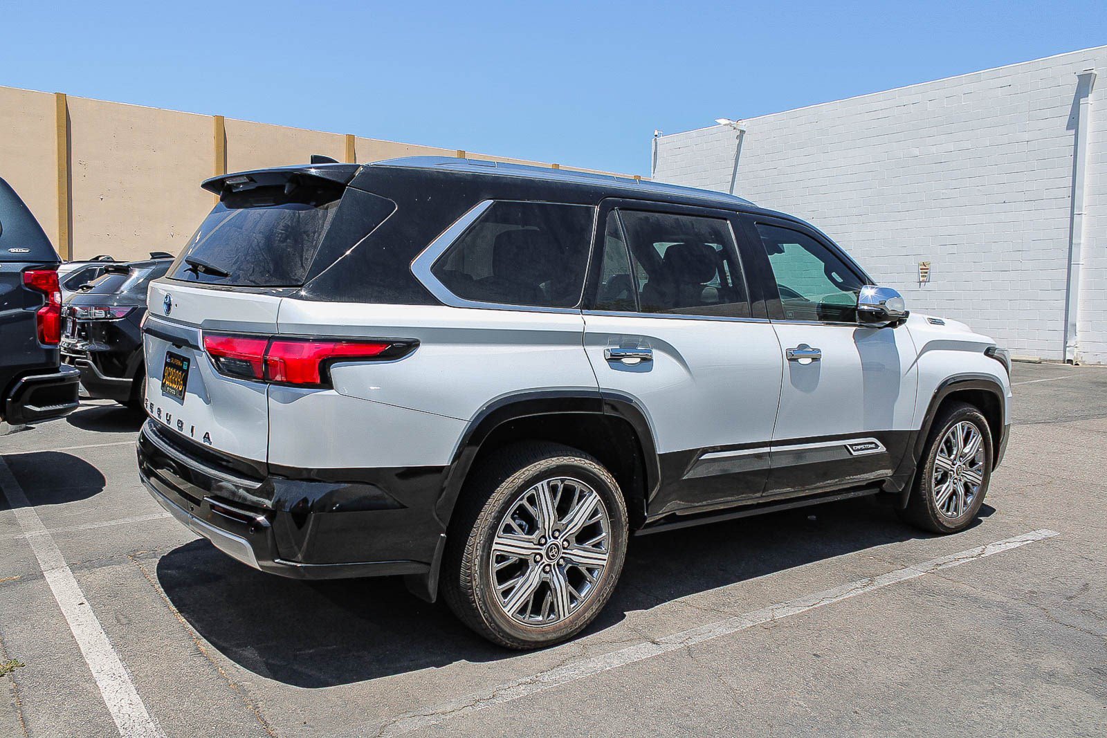Used 2024 Toyota Sequoia Capstone AWD/4WD image 7