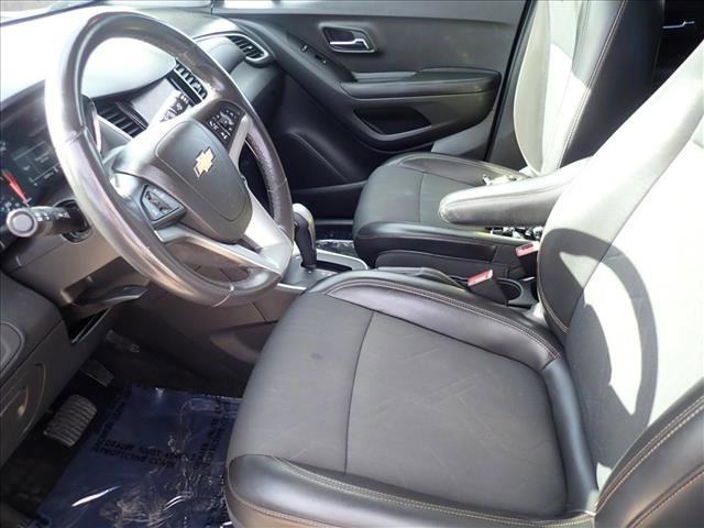 Used 2022 Chevrolet Trax LT w/ Driver Confidence Package image 10