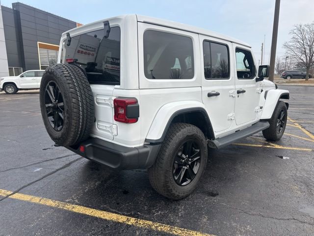 Used 2023 Jeep Wrangler Altitude image 11