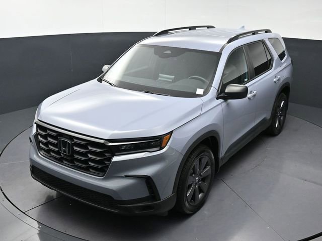 Used 2023 Honda Pilot Sport image 9