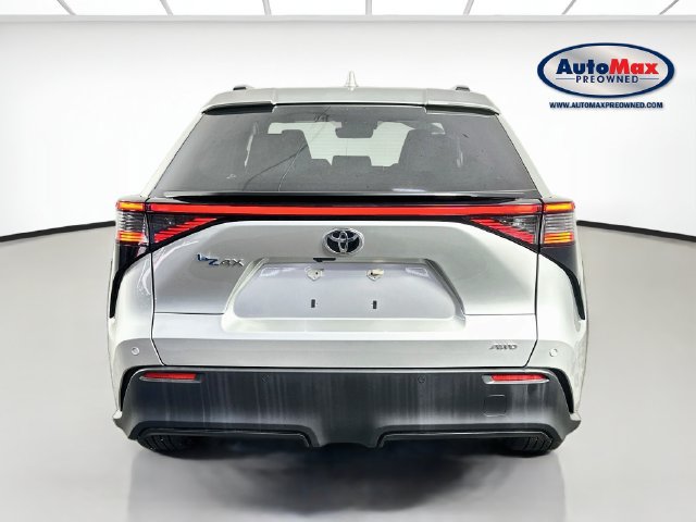 Used 2023 Toyota bZ4X AWD image 8