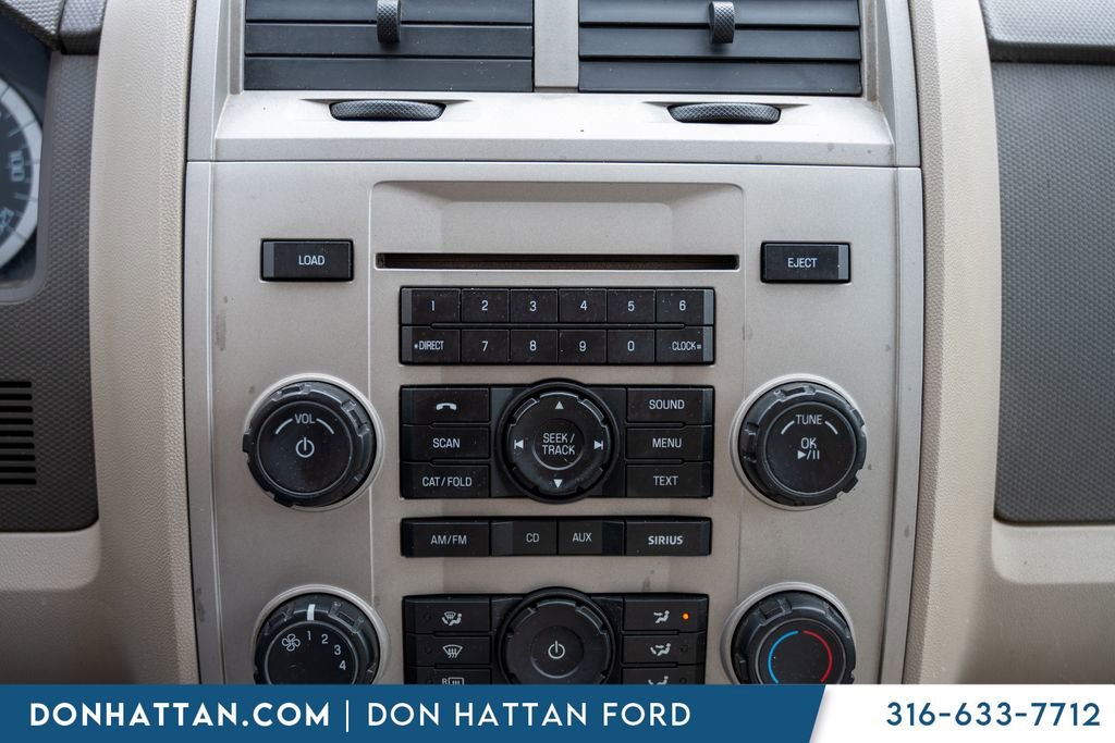 Used 2011 Ford Escape XLT image 10