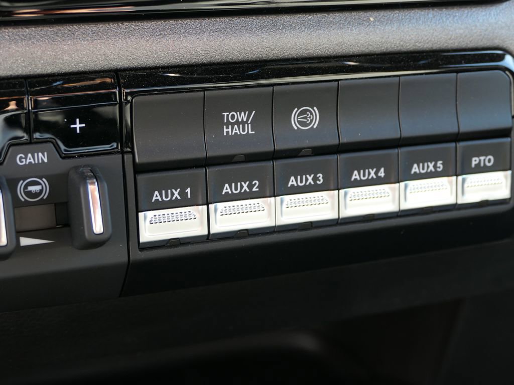 New 2026 RAM 5500 Tradesman w/ Chrome Appearance Group image 22