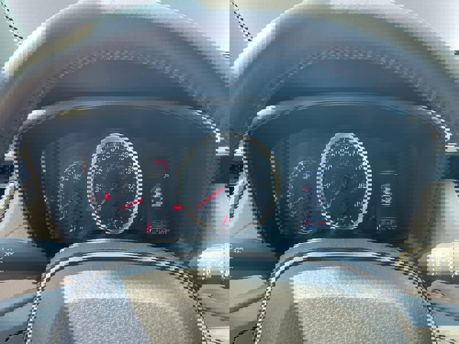 Used 2022 Toyota Corolla Cross LE image 5