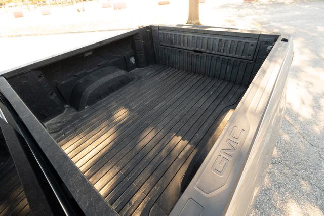 Used 2024 GMC Sierra 1500 AT4 w/ Technology Package image 14