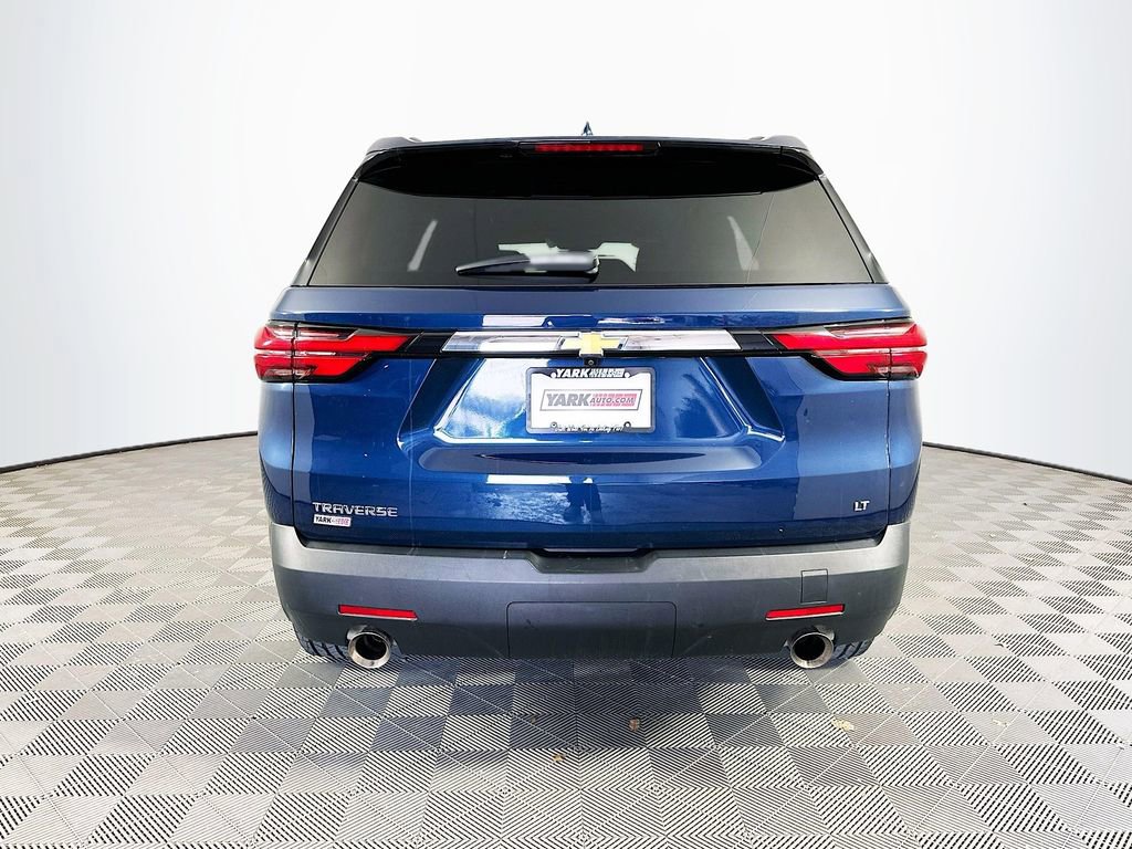 Used 2023 Chevrolet Traverse LT image 10