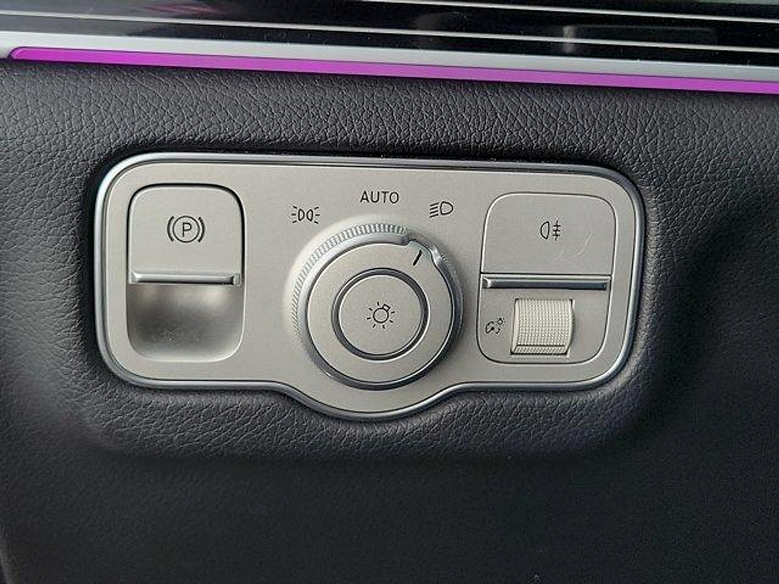 Used 2024 Mercedes-Benz GLE 350 4MATIC image 29