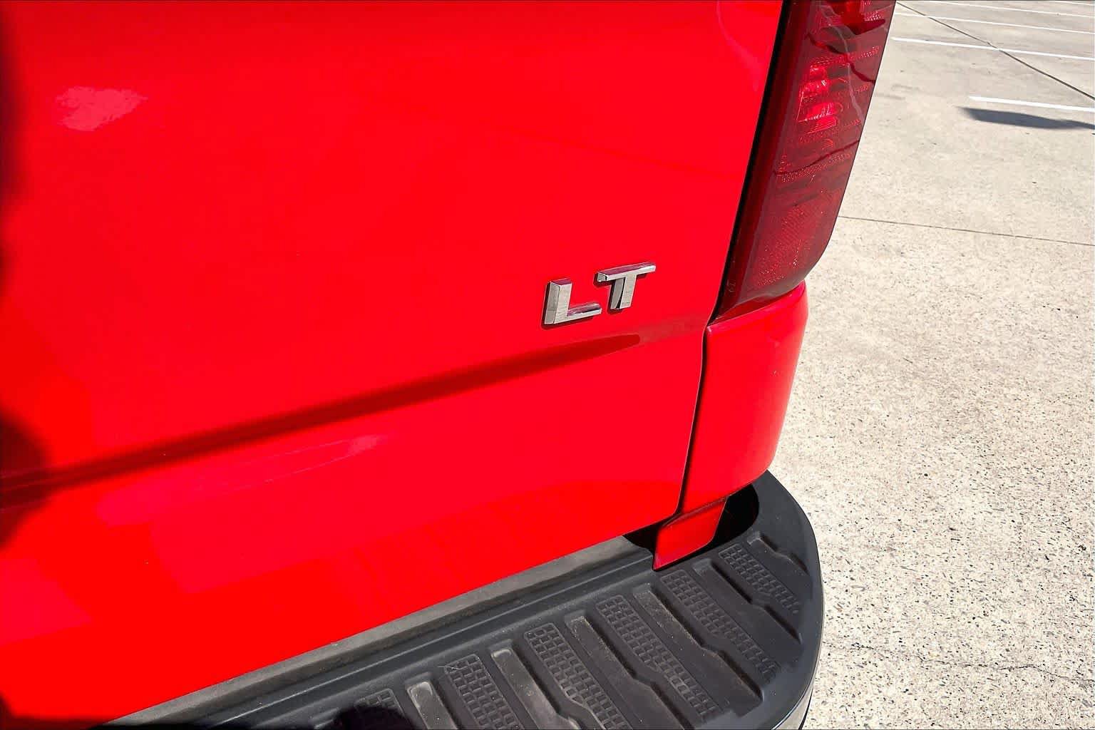 Used 2019 Chevrolet Silverado 1500 LT w/ Texas Edition RWD image 10