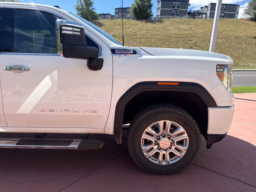 Used 2020 GMC Sierra 2500 Denali w/ Denali Ultimate Package AWD/4WD image 32