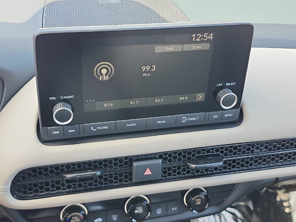 Used 2025 Honda HR-V LX image 26