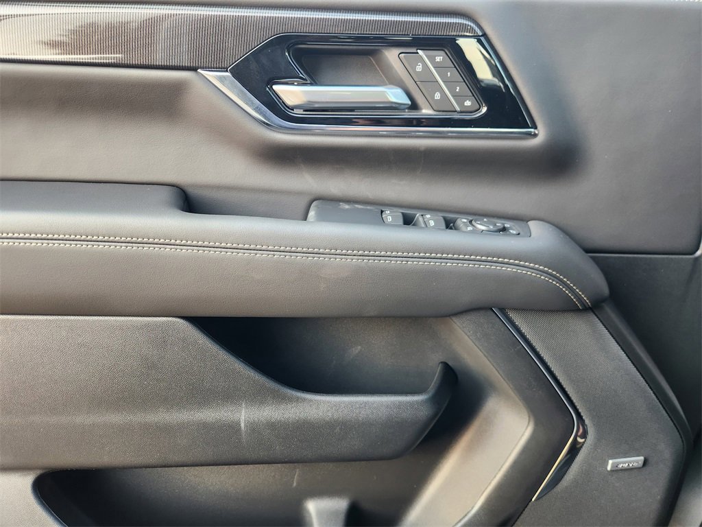 New 2026 GMC Yukon Elevation w/ Elevation Premium Package image 15