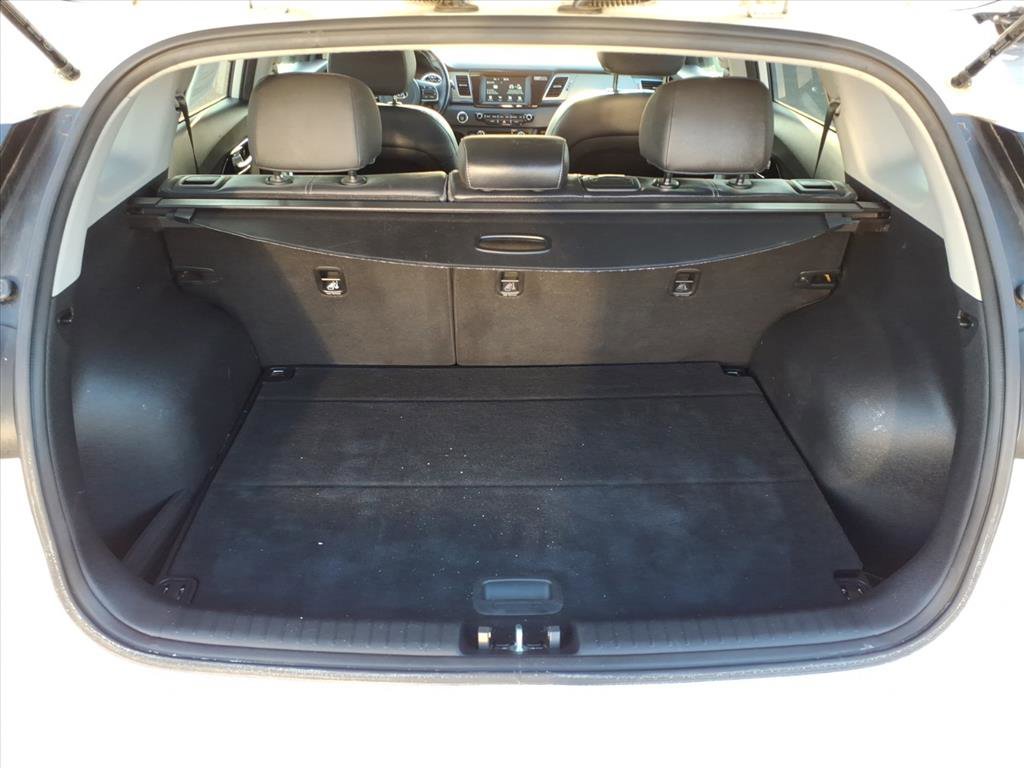 Used 2019 Kia Niro EX image 10