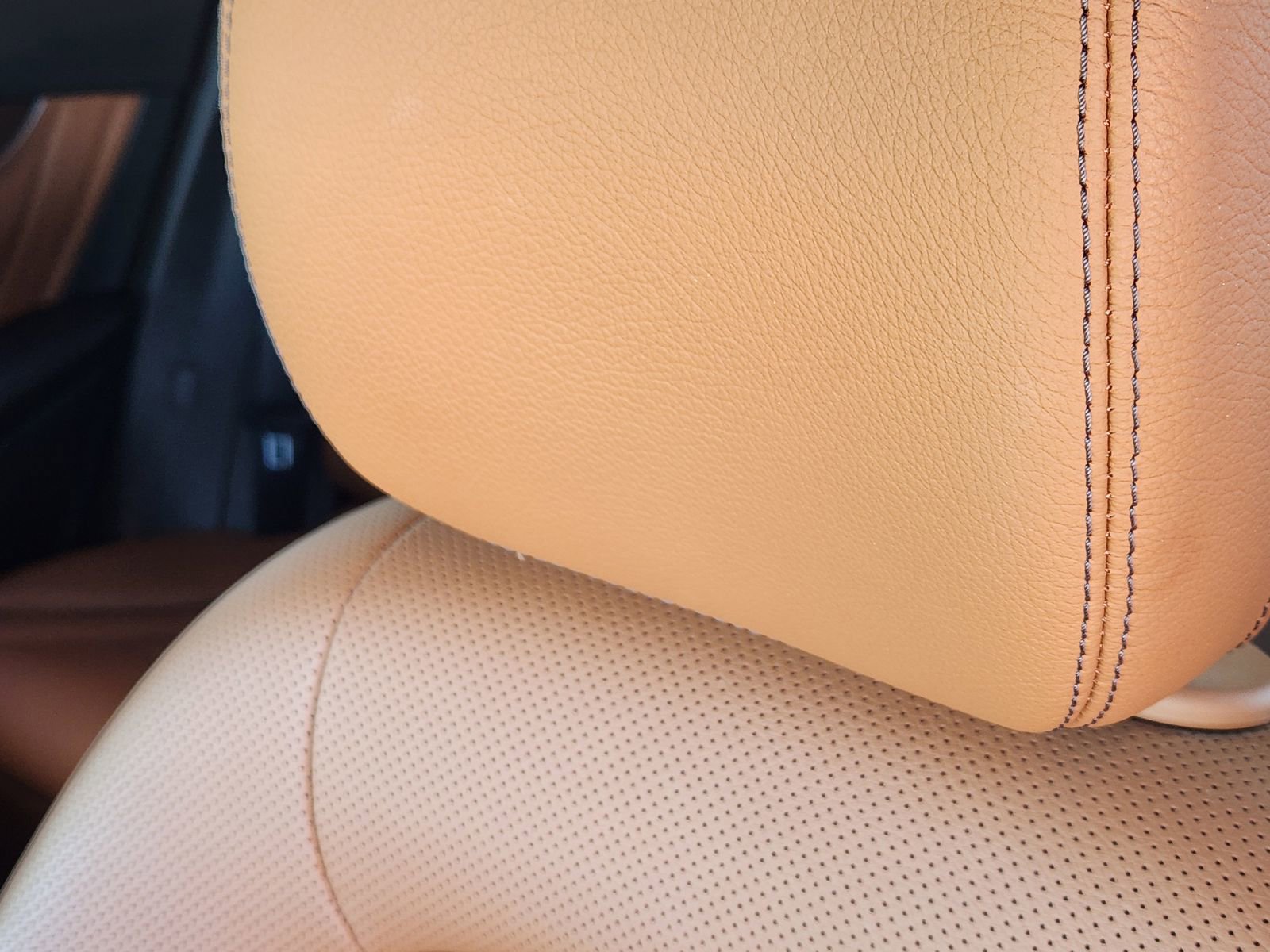 Used 2022 Mercedes-Benz GLC 300 4MATIC Coupe image 18