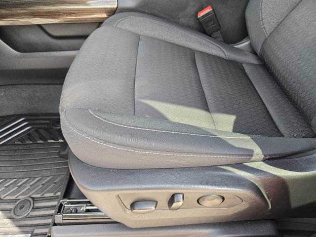 Used 2025 Chevrolet Silverado 1500 LT Trail Boss w/ Convenience Package II AWD/4WD image 29
