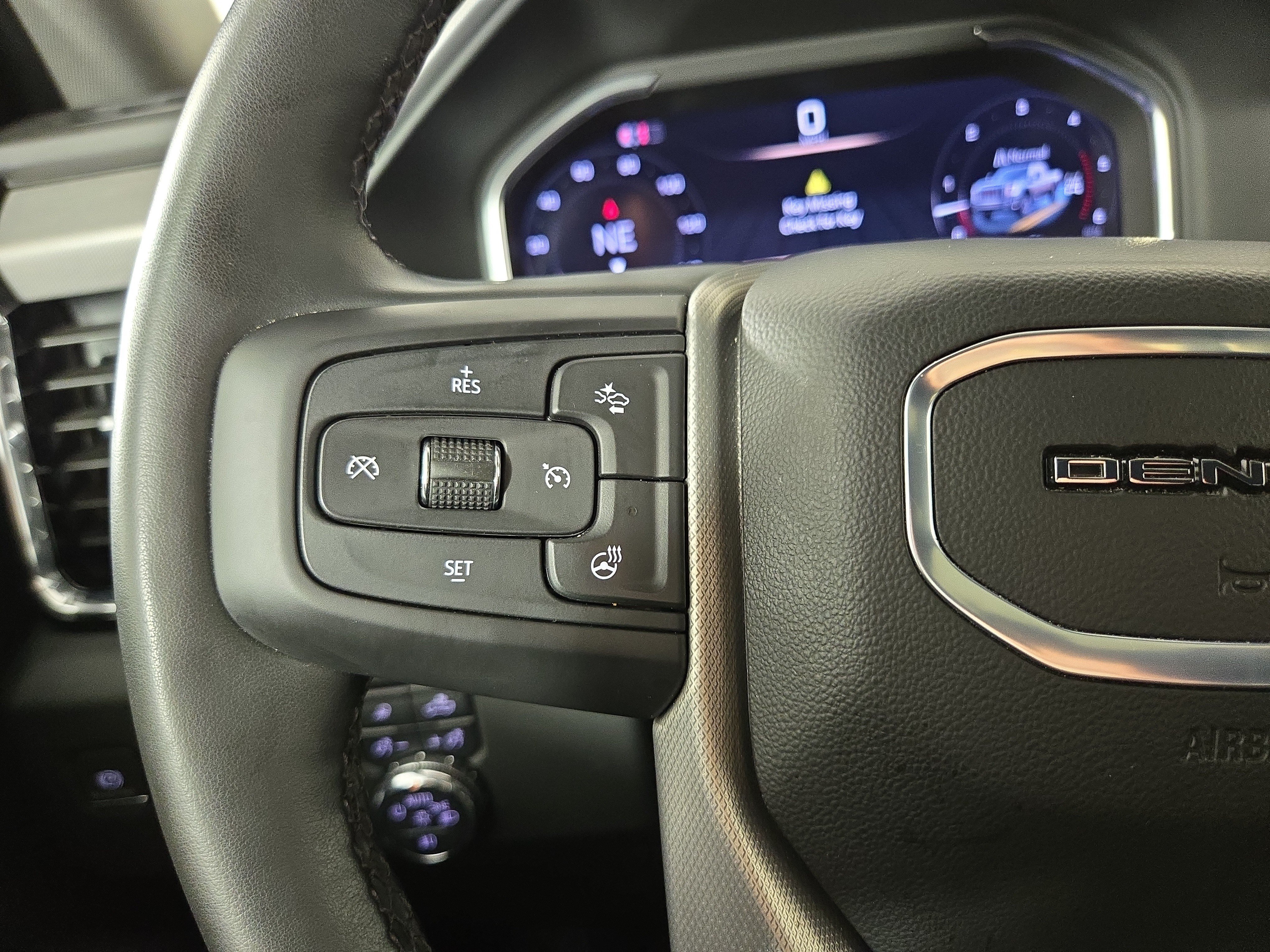 Certified 2024 GMC Sierra 2500 Denali w/ Denali Reserve Package AWD/4WD image 15
