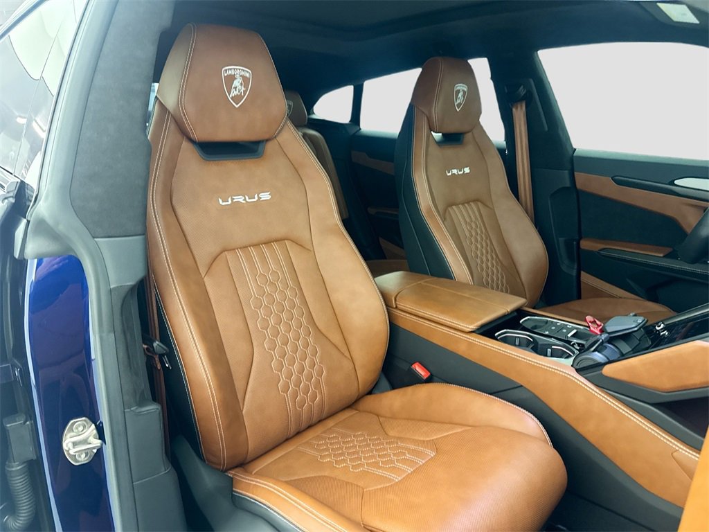 Used 2023 Lamborghini Urus S image 31