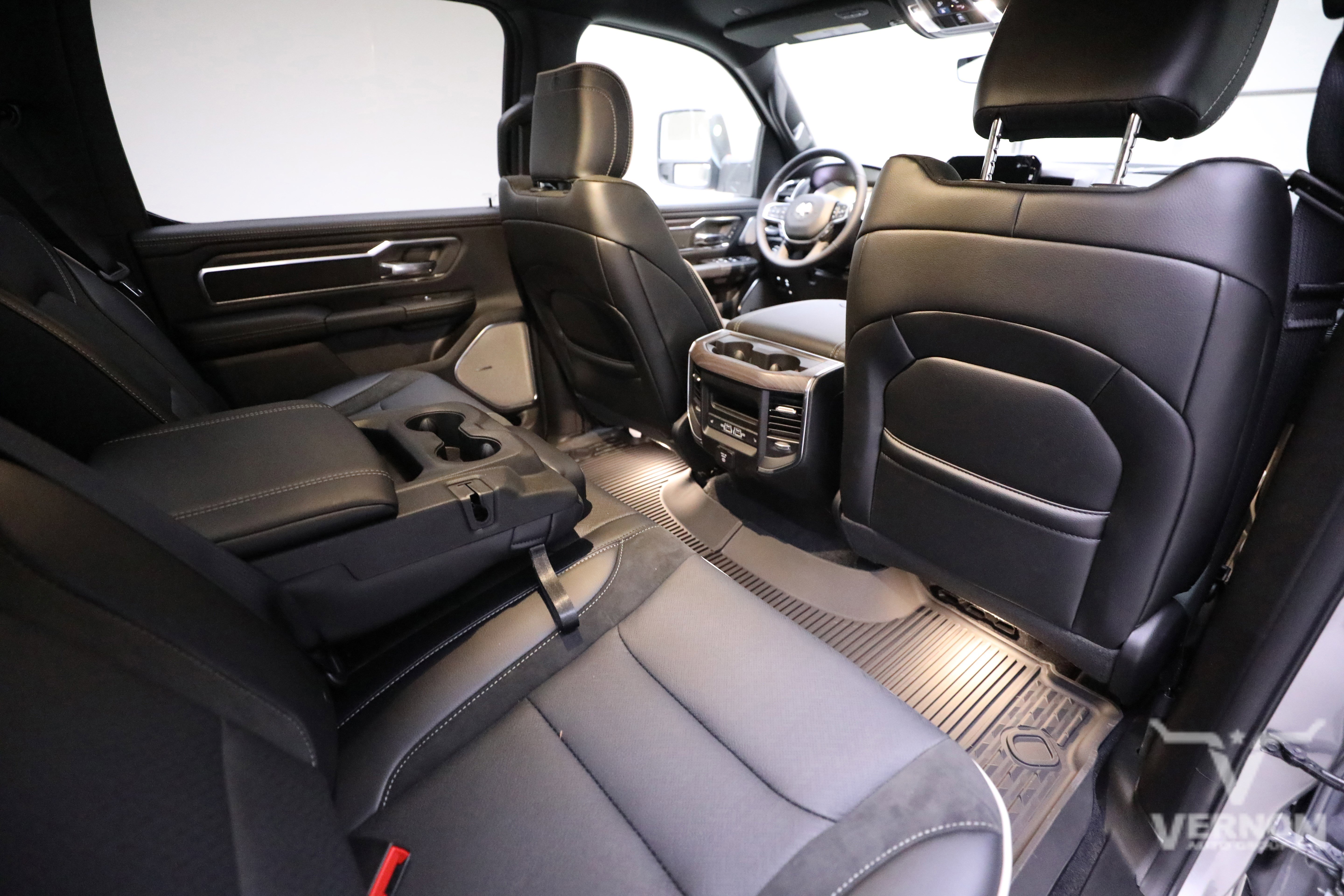 New 2026 RAM 1500 Laramie w/ Night Edition image 12