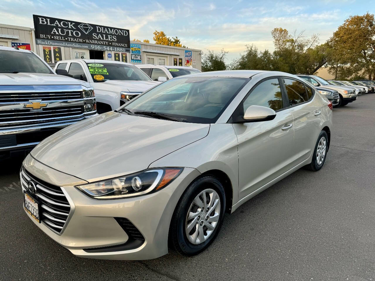Used 2017 Hyundai Elantra SE