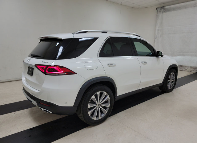 Used 2023 Mercedes-Benz GLE 350 4MATIC w/ Premium Package image 4