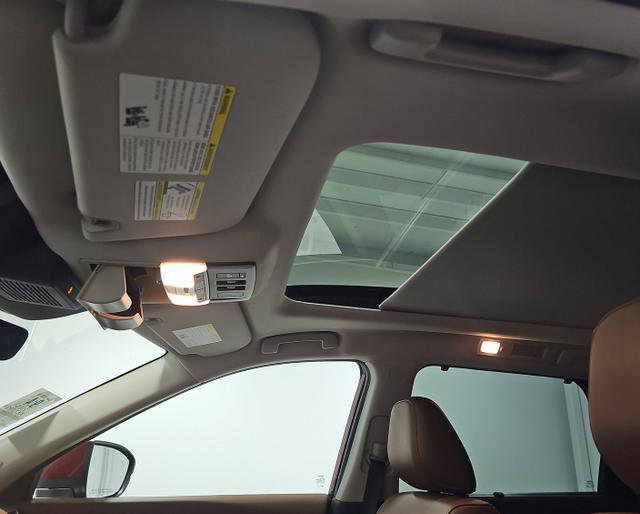 Used 2025 Nissan Pathfinder Platinum w/ Cargo Package AWD/4WD image 8