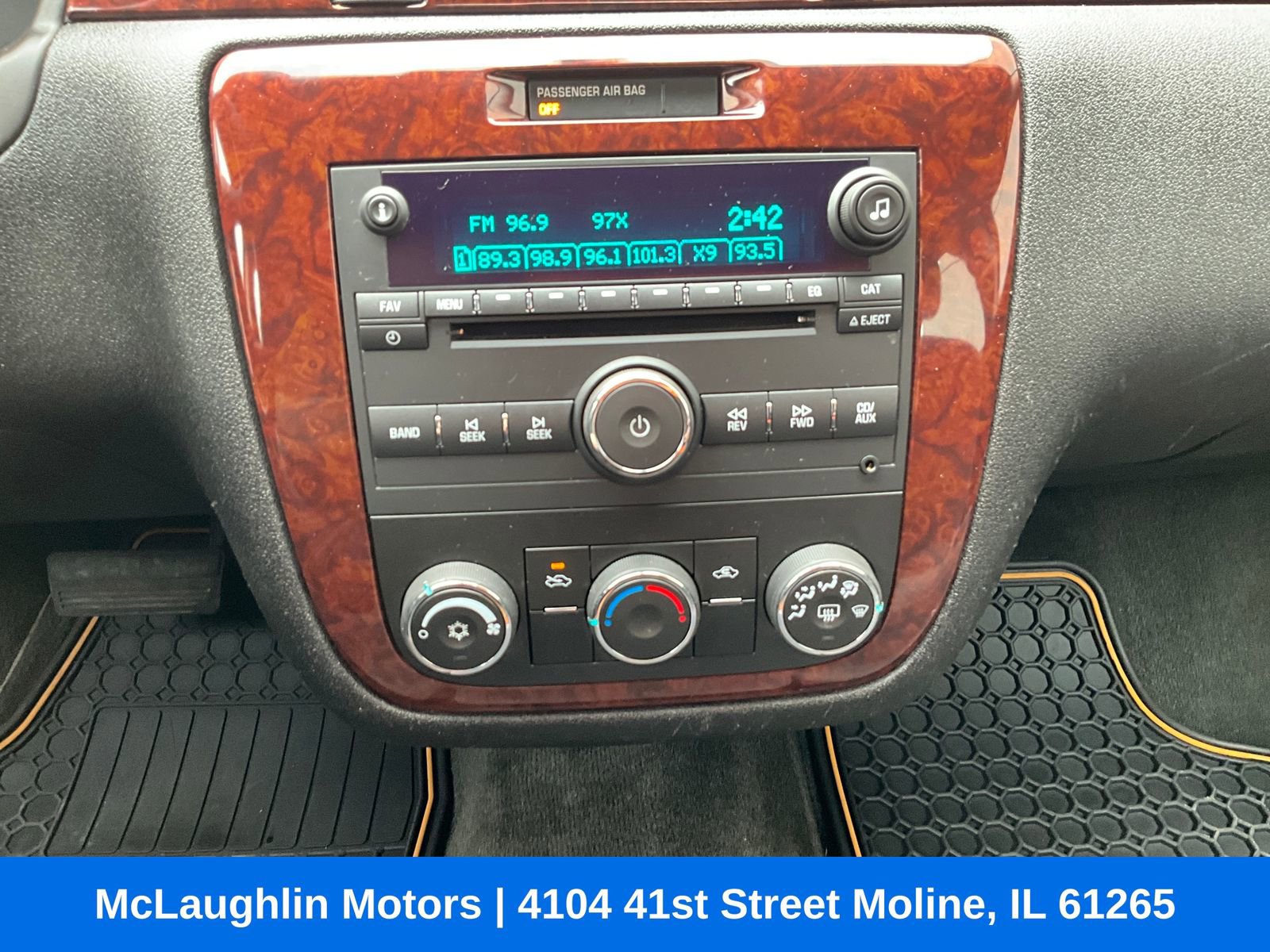 Used 2011 Chevrolet Impala LS image 19