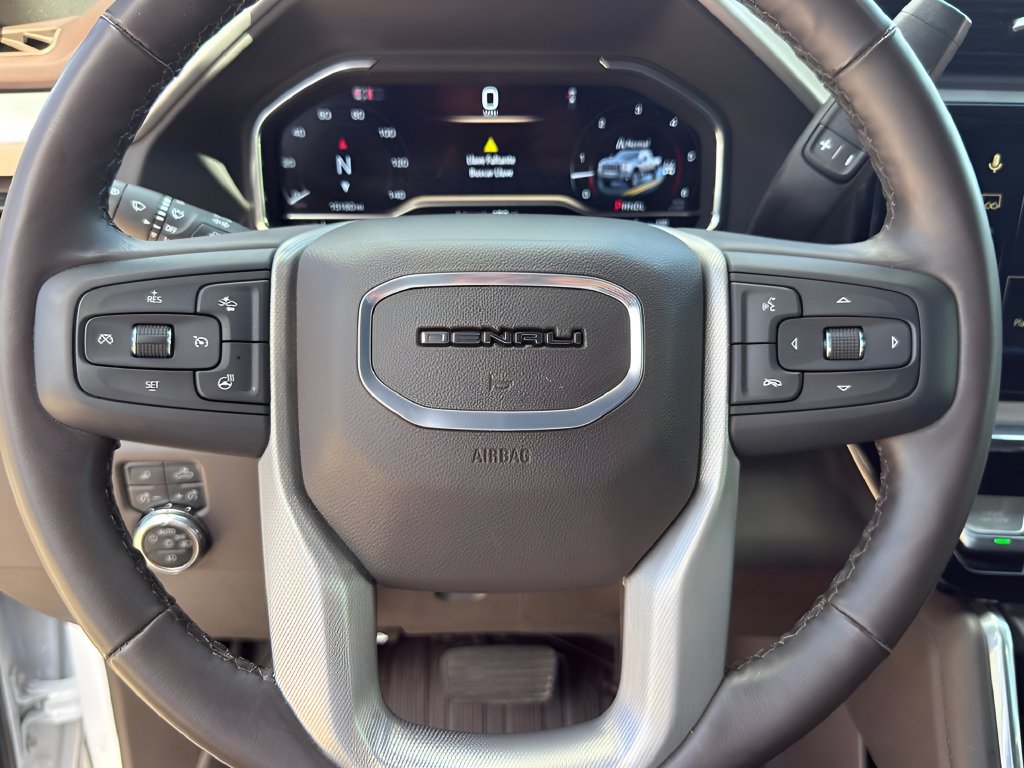 Used 2025 GMC Sierra 2500 Denali w/ Denali Reserve Package AWD/4WD image 14