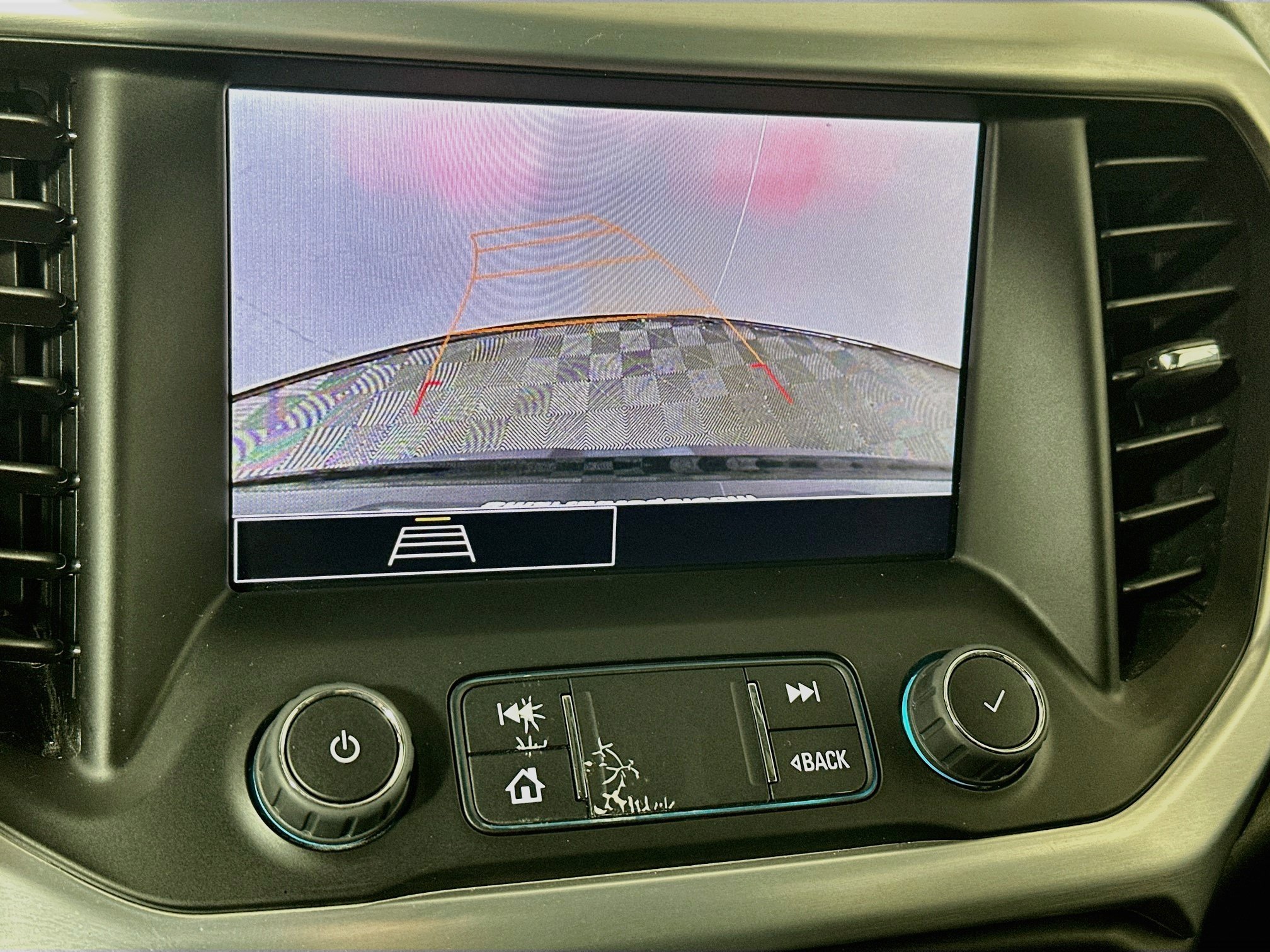 Used 2023 GMC Acadia SLE w/ Driver Convenience Package FWD image 13