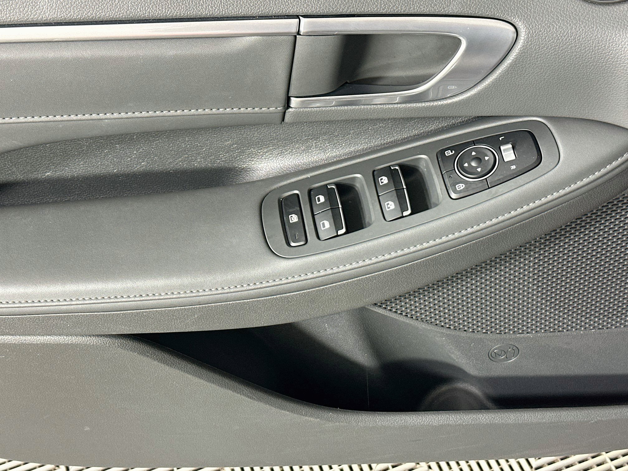 Used 2020 Hyundai Sonata Limited FWD image 14