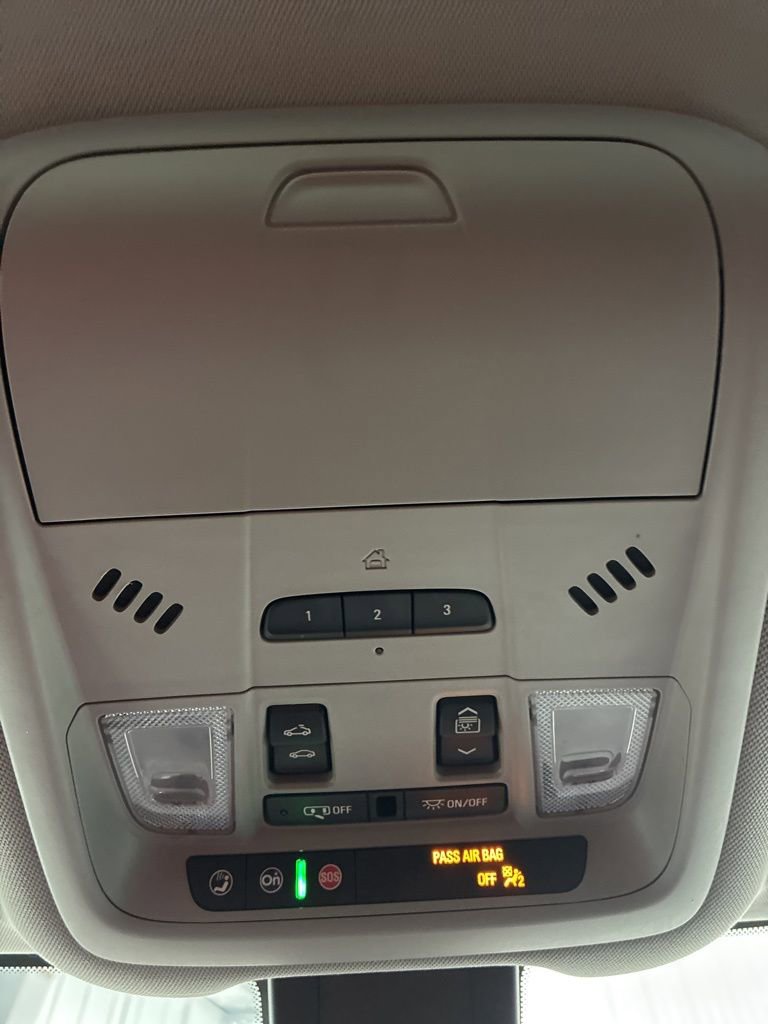 Used 2020 GMC Terrain SLT w/ Preferred Package FWD image 30