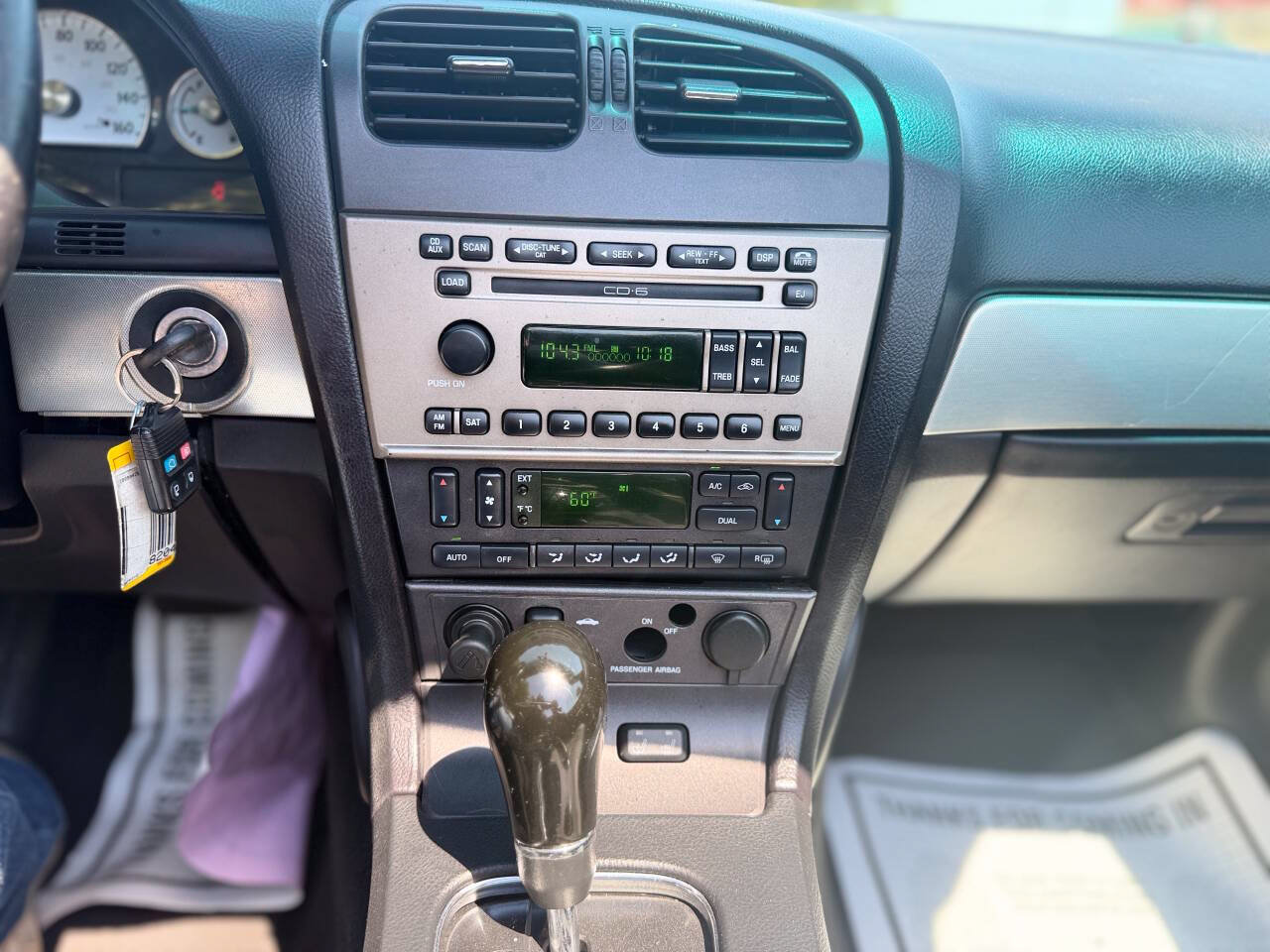 Used 2005 Ford Thunderbird RWD image 16