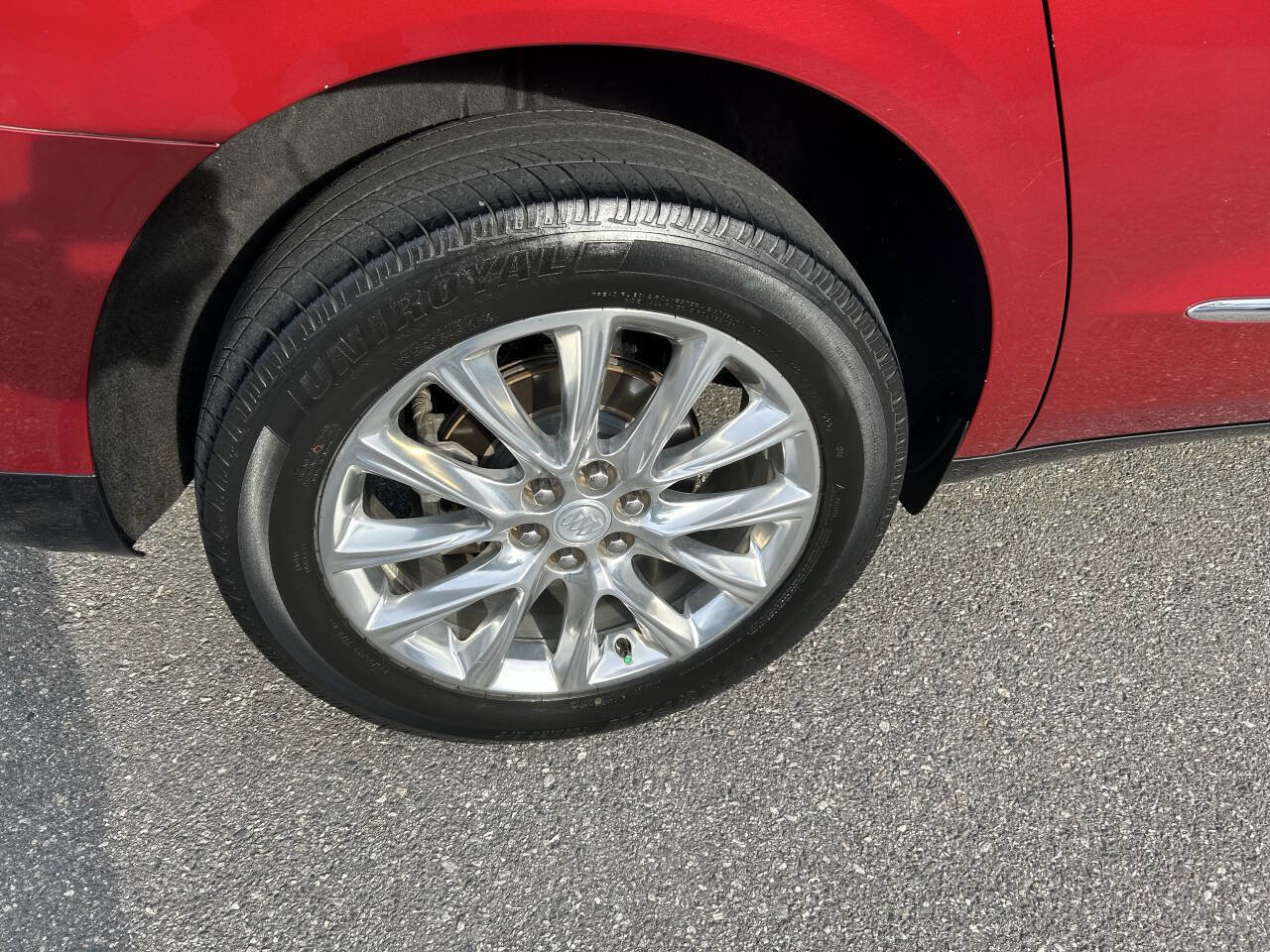 Used 2018 Buick Enclave Premium w/ Experience Buick Package image 15