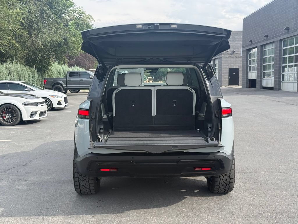 Used 2023 Rivian R1S Adventure AWD/4WD image 12