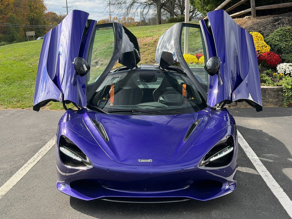 New 2025 McLaren 750S image 4