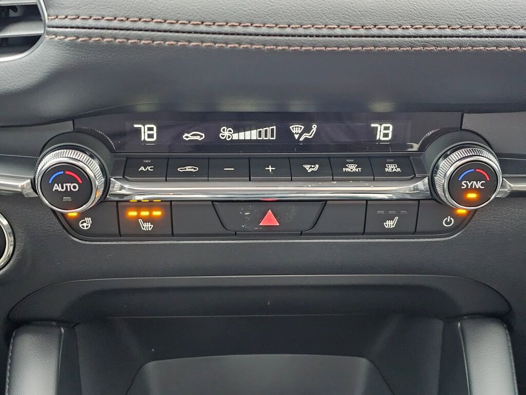 New 2026 MAZDA MAZDA3 Hatchback w/Premium Plus Pkg image 16