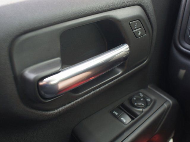 New 2025 Chevrolet Silverado 1500 W/T image 5