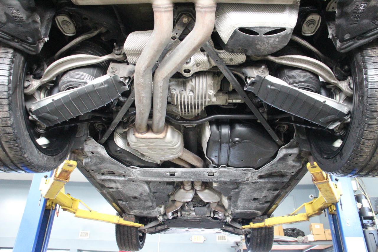 Used 2021 Porsche Cayenne Turbo image 94