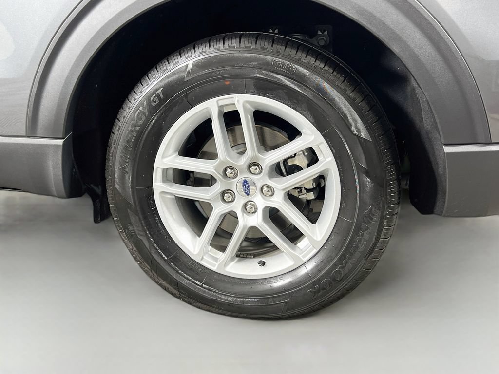 Used 2026 Ford Explorer Active AWD/4WD image 36