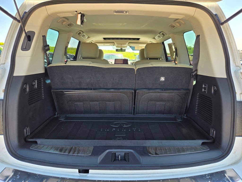 Used 2023 INFINITI QX80 Premium Select w/ All-Season Package AWD/4WD image 29