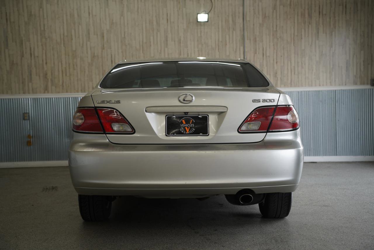 Used 2003 Lexus ES 330 image 8