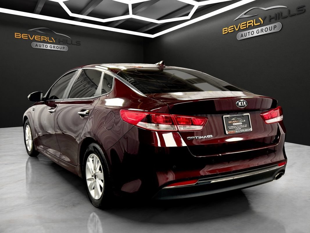 Used 2018 Kia Optima LX FWD image 3