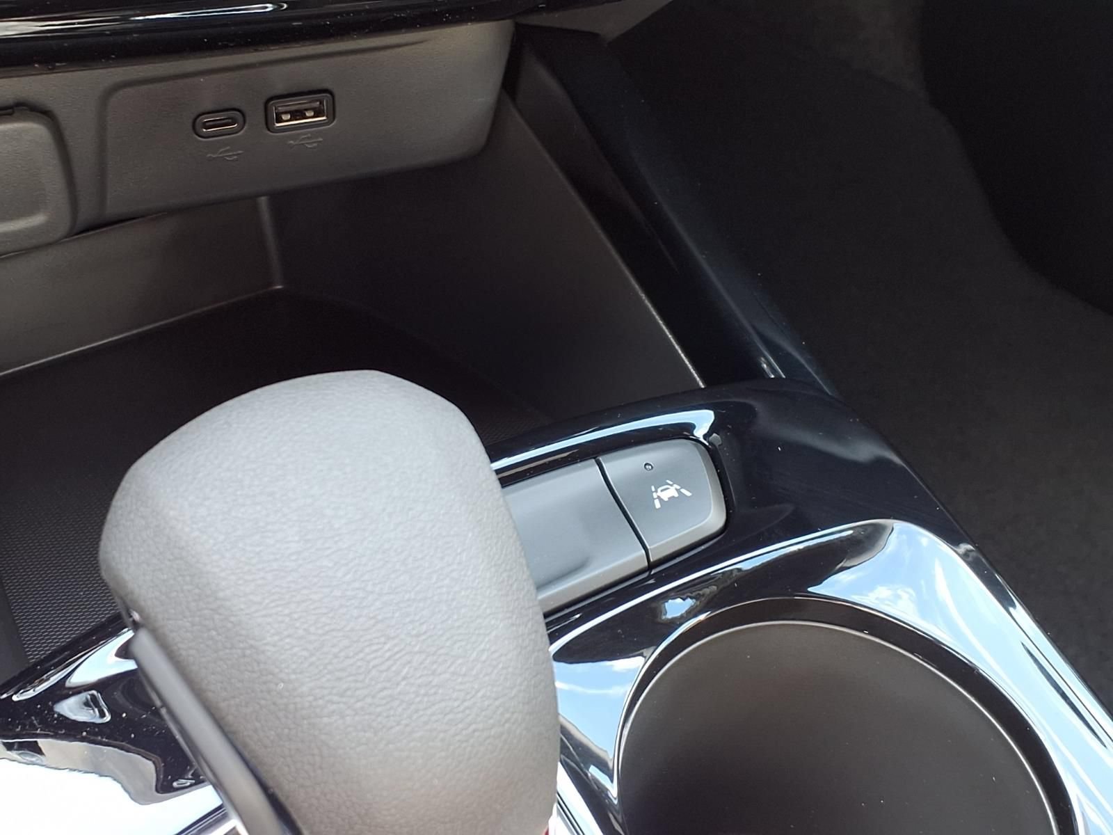 New 2026 Chevrolet Trax RS w/ Driver Confidence Package FWD image 17