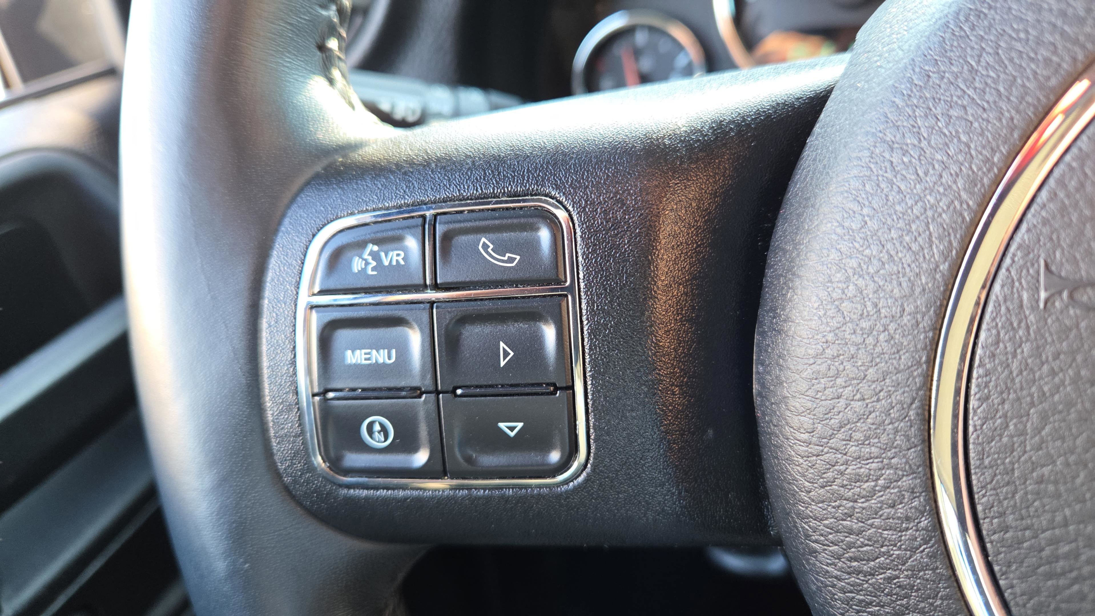 Used 2018 Jeep Wrangler Unlimited Sport S image 12